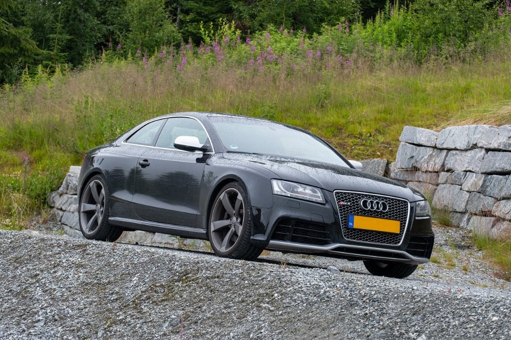 Audi RS5 4.2 V8 331KW Coupe Quattro AUT 2010 Zwart, Auto's, Audi, Automaat, Euro 5, 1700 kg, 4 stoelen