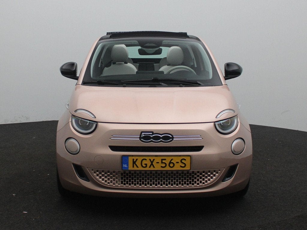 Fiat 500 1.0 Hybrid La Prima | Demo | Beschikbaar per 1-8-20, 12 maanden, Euro 6, 4 stoelen, Origineel Nederlands