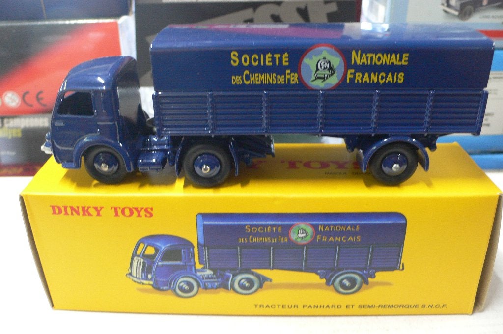 panhard trekker/oplegger S.N.C.F dinky toys france/atlas1/43, Hobby en Vrije tijd, Verzenden, Nieuw, Bus of Vrachtwagen, Dinky Toys