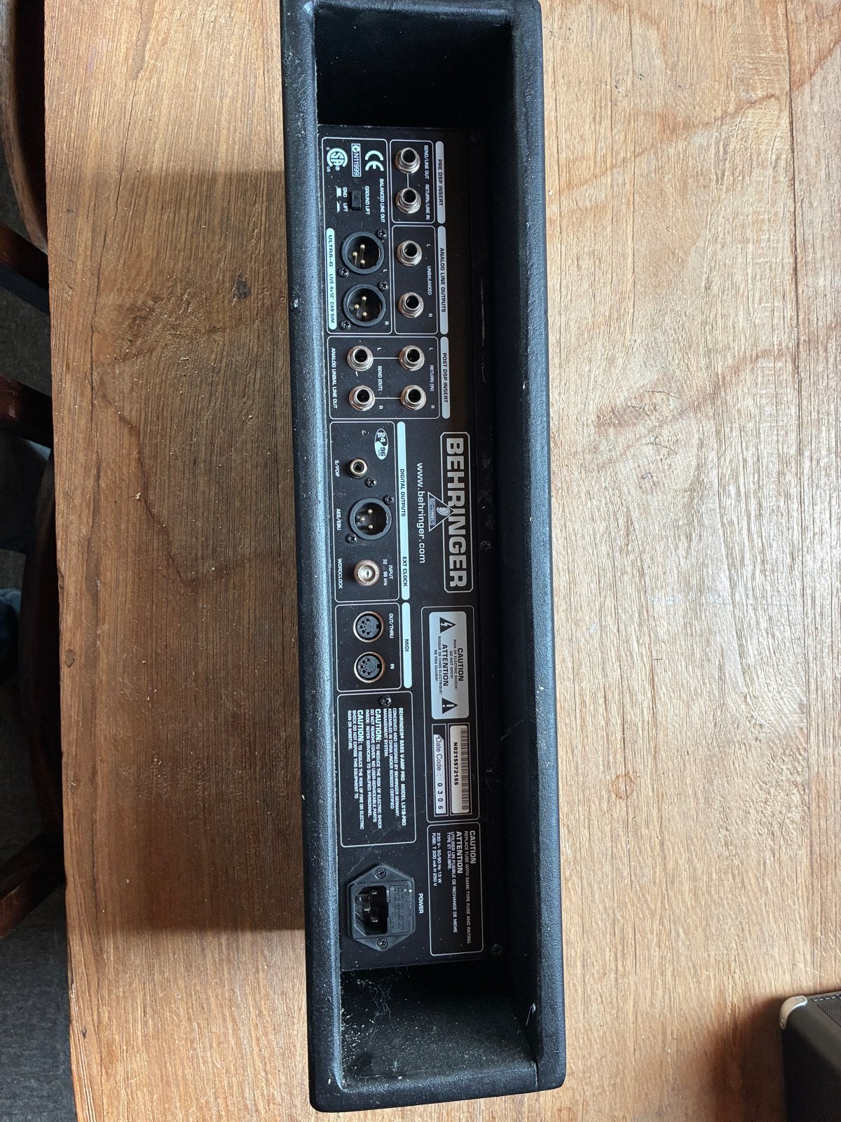 Behringer Bass V-AMP Pro - Bassgitaar Voorversterker, Ophalen of Verzenden, Gebruikt, Basgitaar, 100 watt of meer