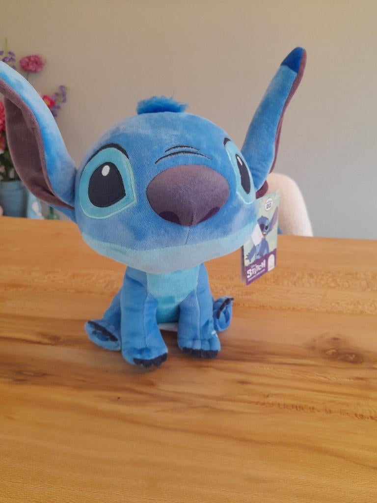 Stitch diversen, Verzamelen, Disney, Ophalen of Verzenden, Overige figuren, Zo goed als nieuw, Beeldje of Figuurtje