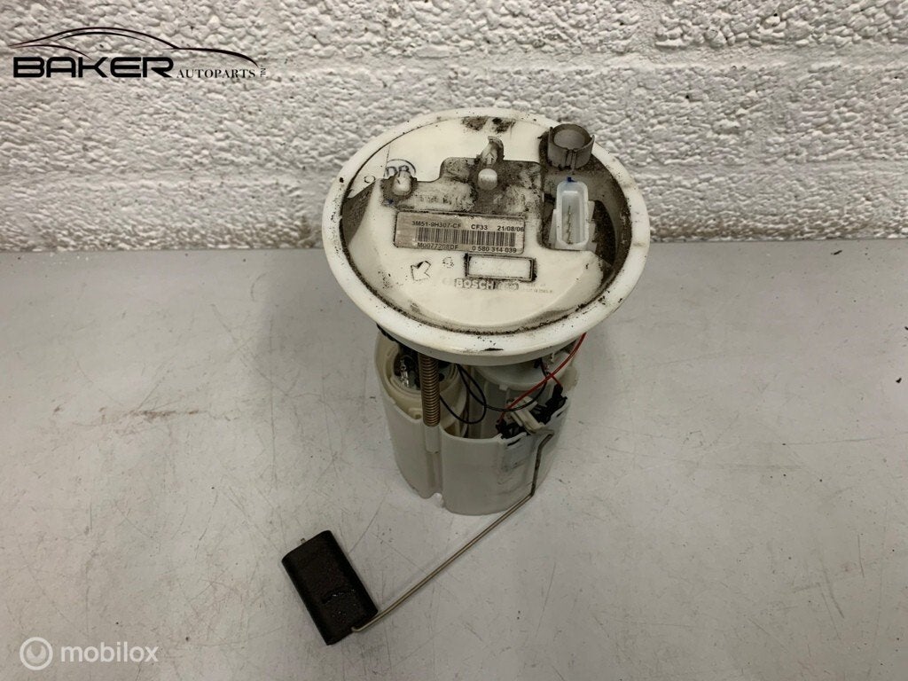 Brandstofpomp Volvo C70 Convertible II 05-13) 3M51-9H307-CF, Auto-onderdelen, Gebruikt, Ophalen of Verzenden, Volvo, Volvo