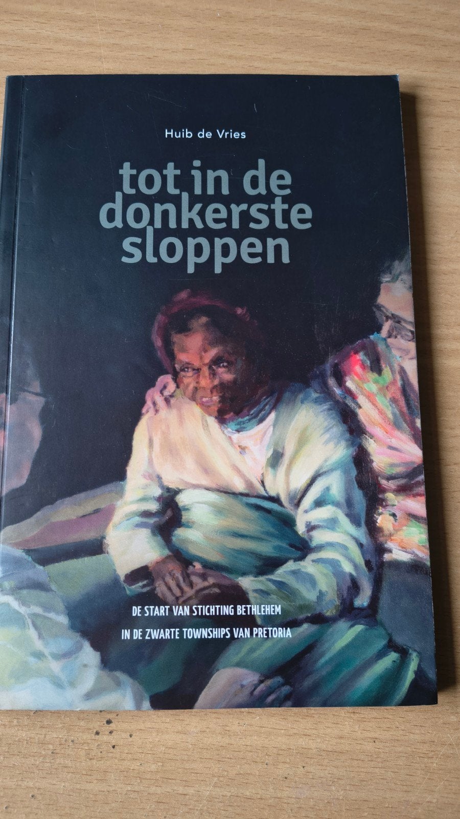 Huib de Vries - Tot in de donkerste sloppen, Boeken, Ophalen of Verzenden, Zo goed als nieuw, Huib de Vries