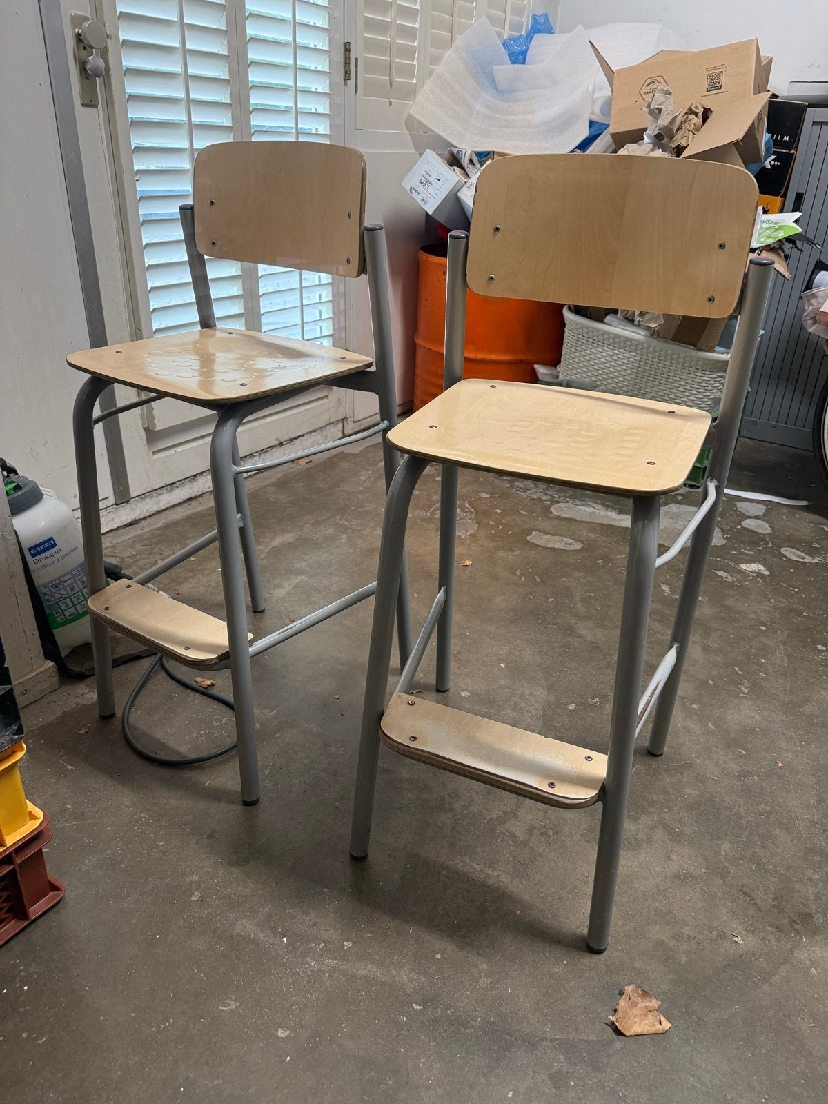 Set van 2 stevige krukken met rugleuning, Ophalen of Verzenden, Gebruikt, Hout