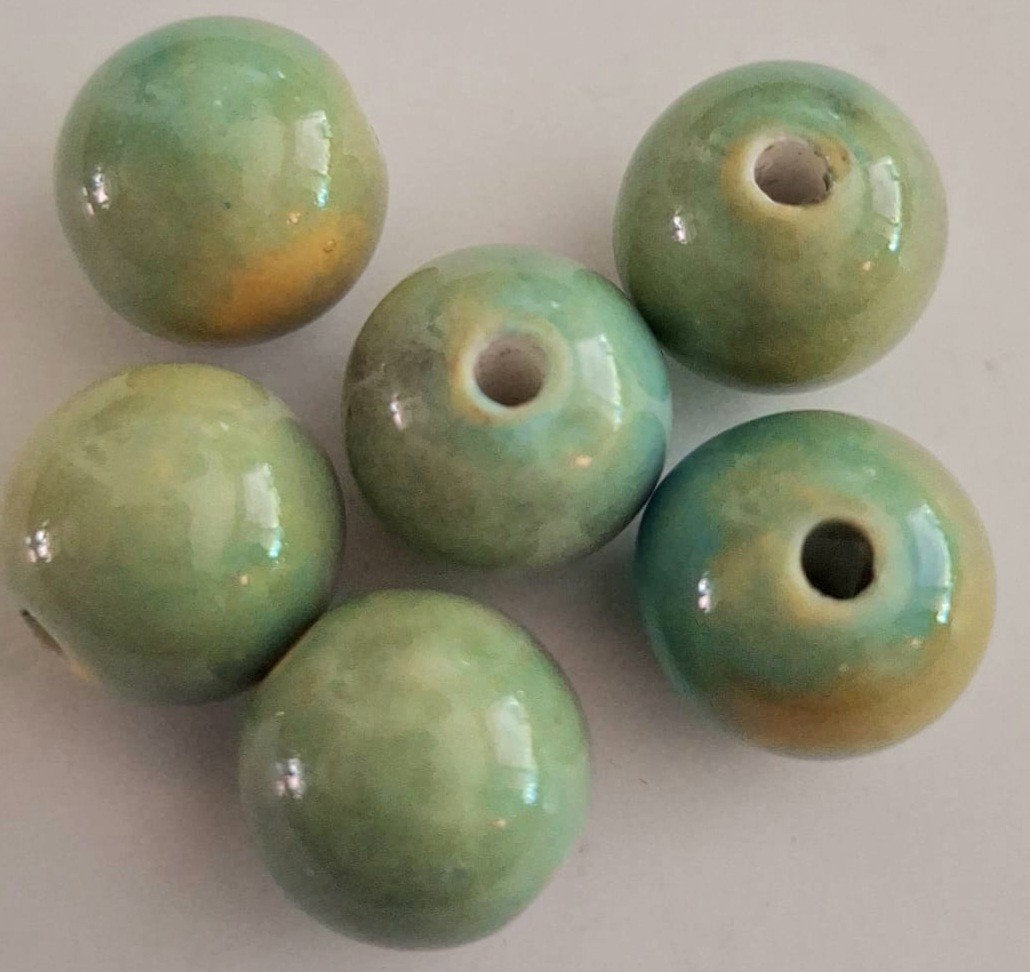 Groene kleur verlopende porceleinen kralen 14 mm, Verzenden, Nieuw, Kraal