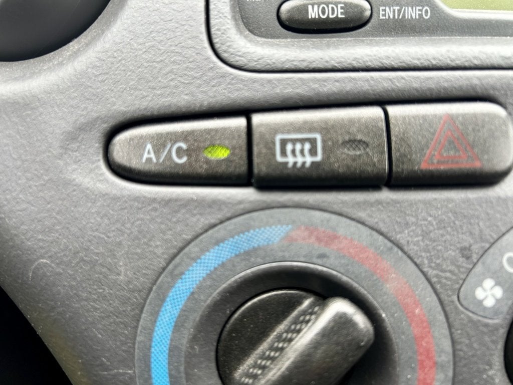 Toyota Yaris 1.3-16V VVT-i - Nwe Apk - Airco (bj 2001), foto 10