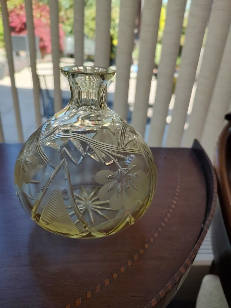 Vintage glazen vaasje met geëtste bloemen - Mid-century, Ophalen of Verzenden