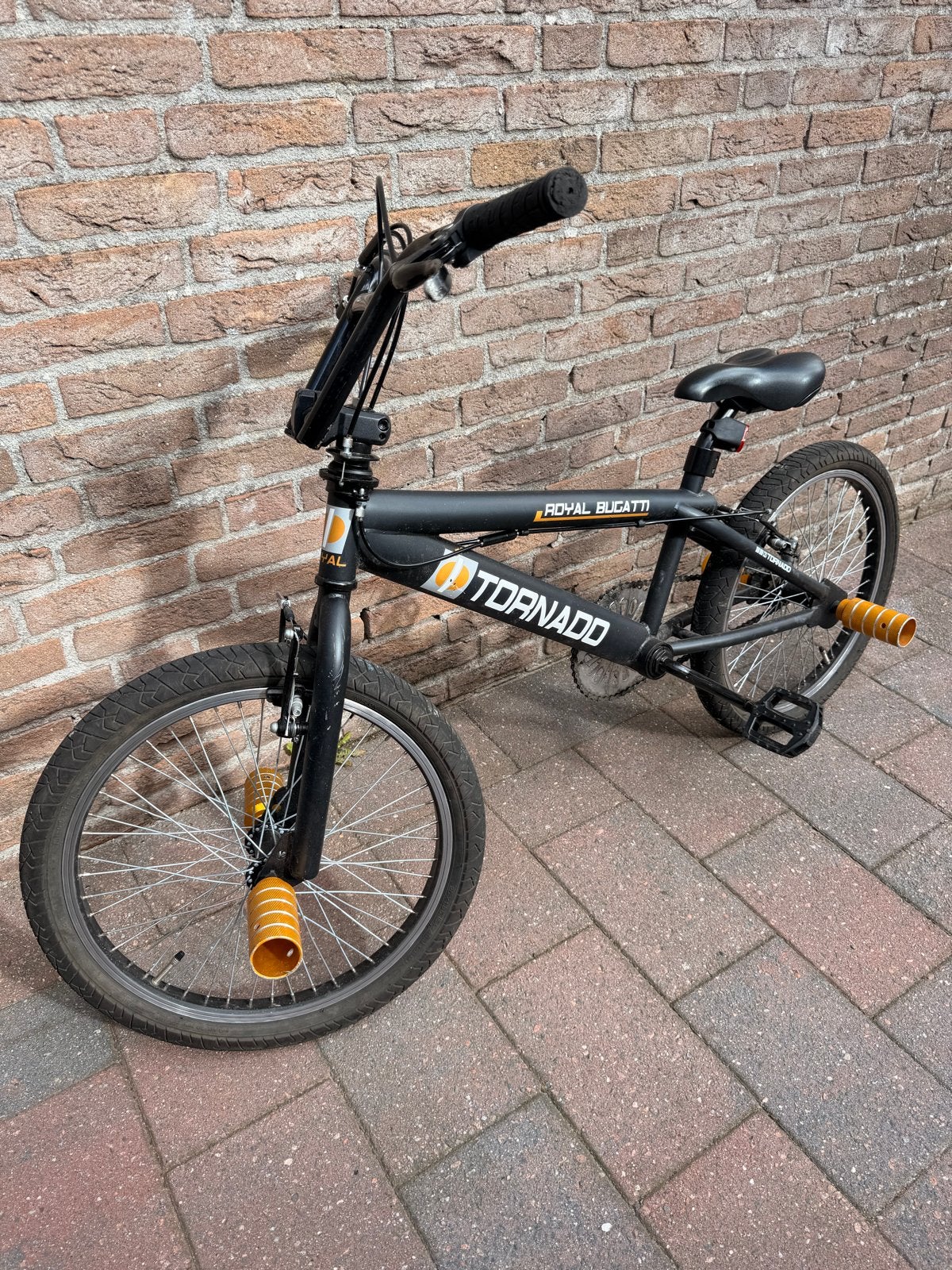 Royal Bugatti Tornado BMX - Zo goed als nieuw, Ophalen, Staal, Velgrem, 20 tot 24 inch