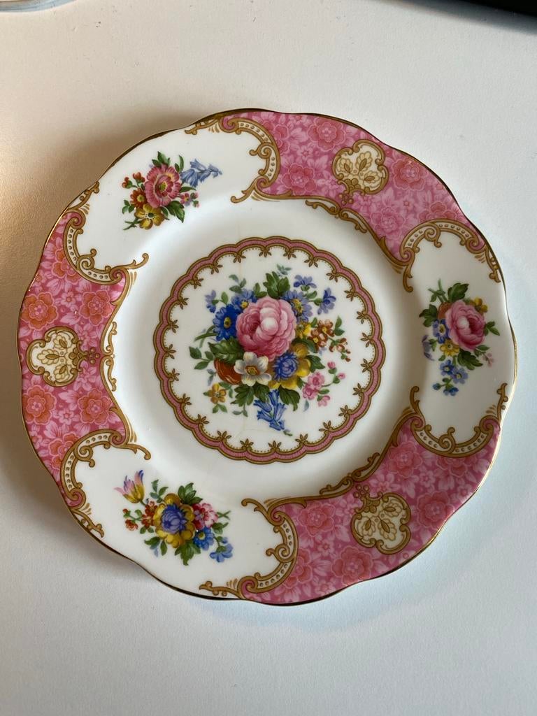 6 Royal Albert Lady Carlyle gebaksbordjes, Bone China, Ophalen of Verzenden