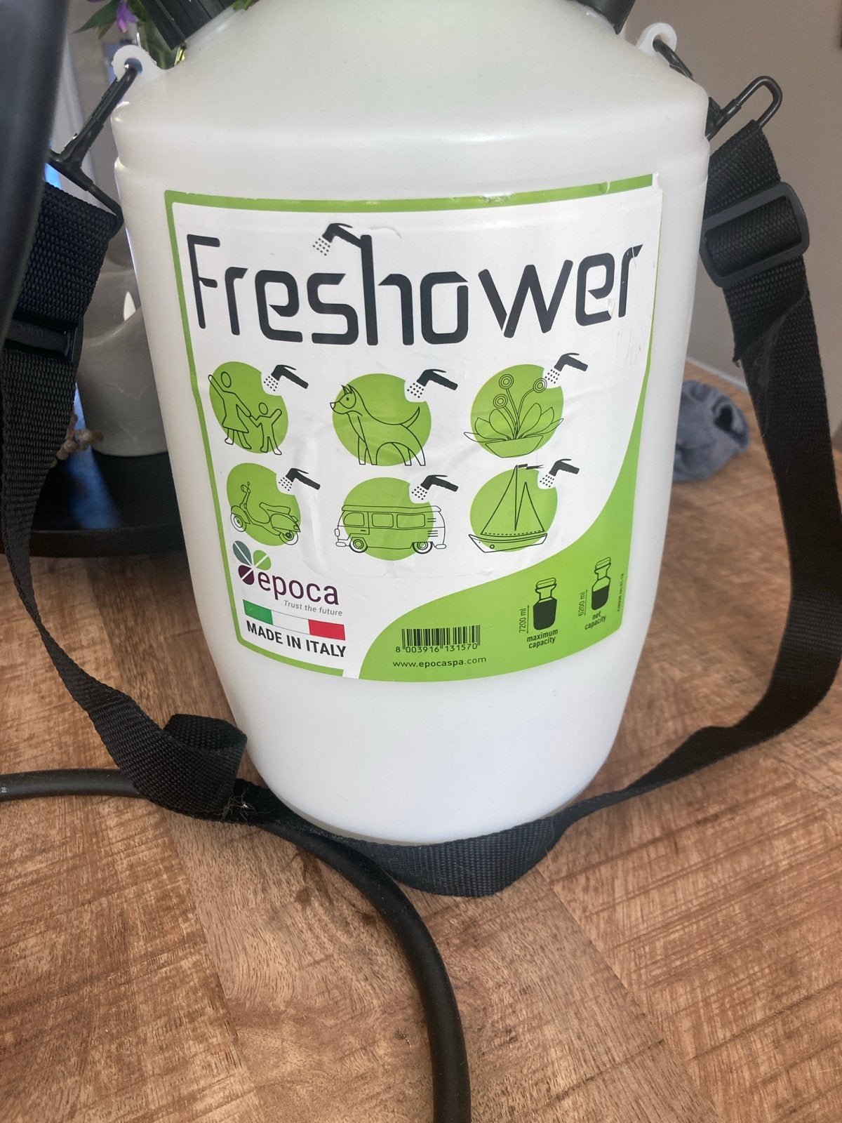 Freshower draagbare douche - Ideaal voor camping/buiten, Ophalen of Verzenden, Zo goed als nieuw
