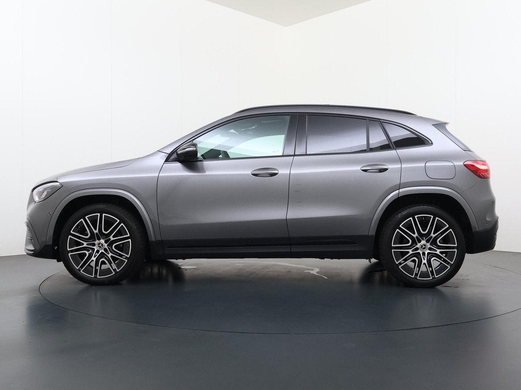 Mercedes-Benz GLA-klasse 250 e AMG Business Solution | Trekh, Auto's, Mercedes-Benz, 4 cilinders, 16 kWh, Bedrijf, Hybride Elektrisch/Benzine