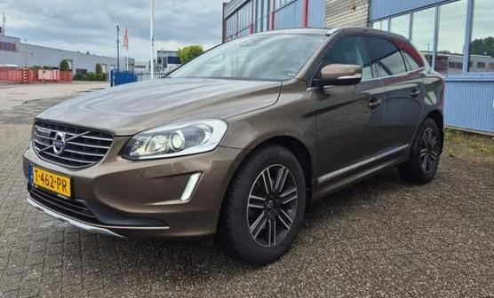 Volvo XC60 2.4 D4 AWD Summum keyless NAVI Leder trekhaak, Automaat, Zwart, Leder, Vierwielaandrijving