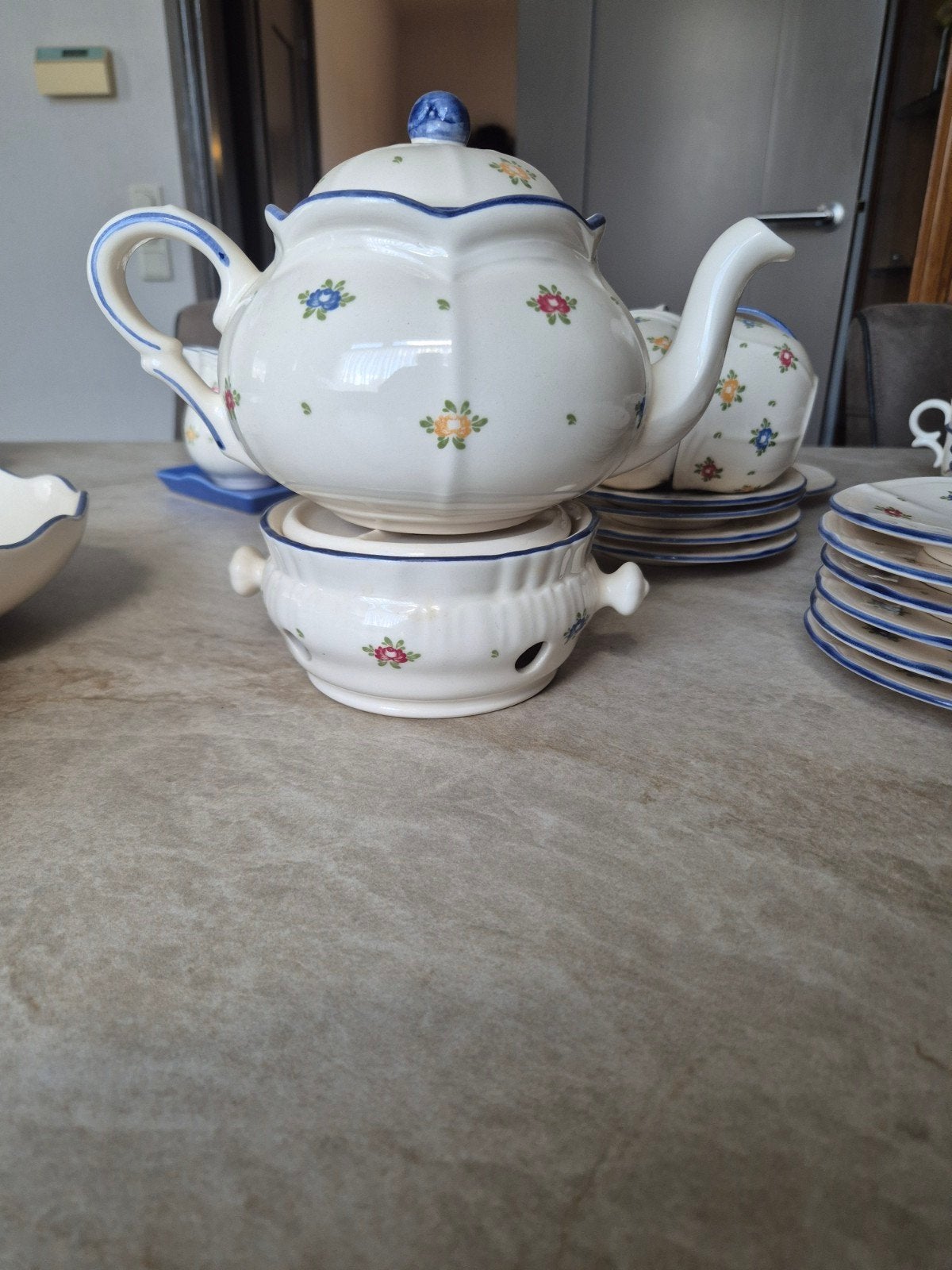 Zeller Petit Rose servies, Gebruikt, Overige merken, Ophalen of Verzenden, Overige stijlen
