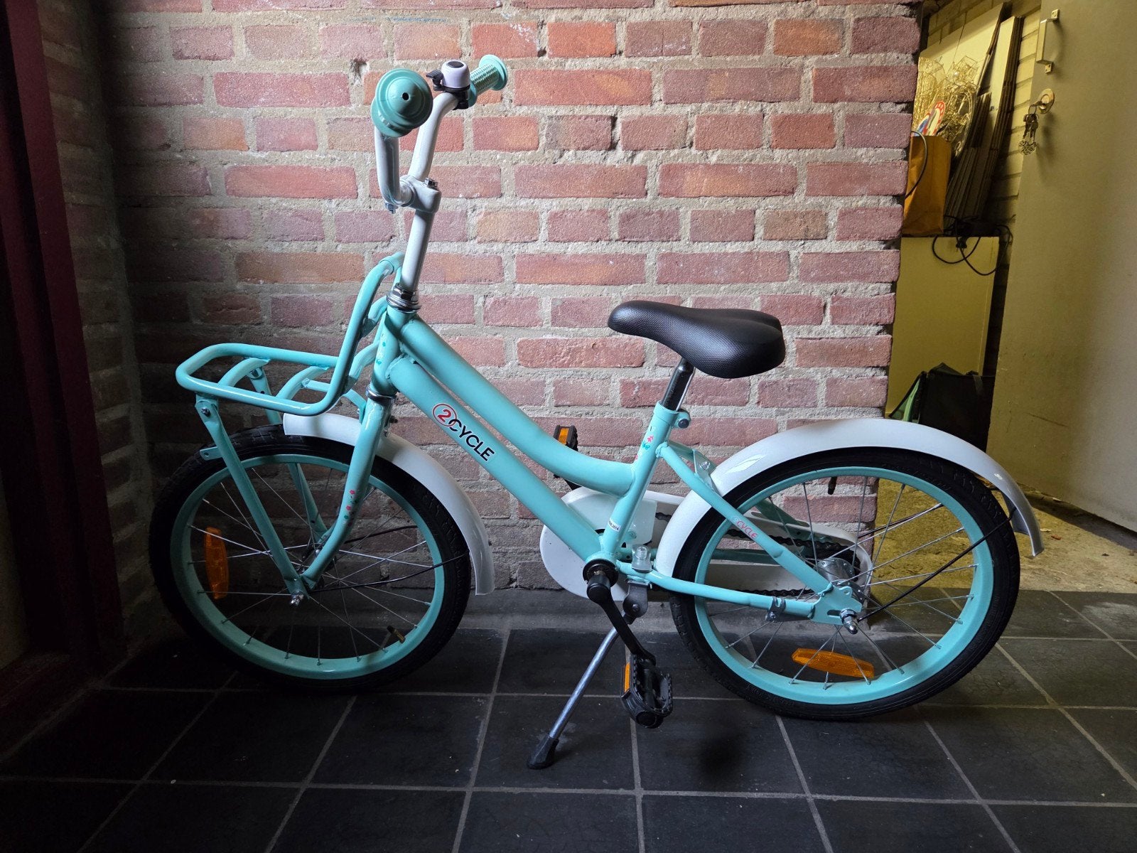 kinderfiets 18 inch, Fietsen en Brommers, Fietsen | Meisjes, Ophalen of Verzenden, Zo goed als nieuw, Terugtraprem, 18 inch