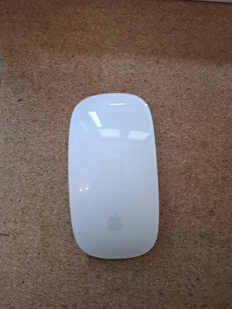 Apple Magic Mouse 2 - A1657, Ophalen, Muis, Linkshandig, Zo goed als nieuw