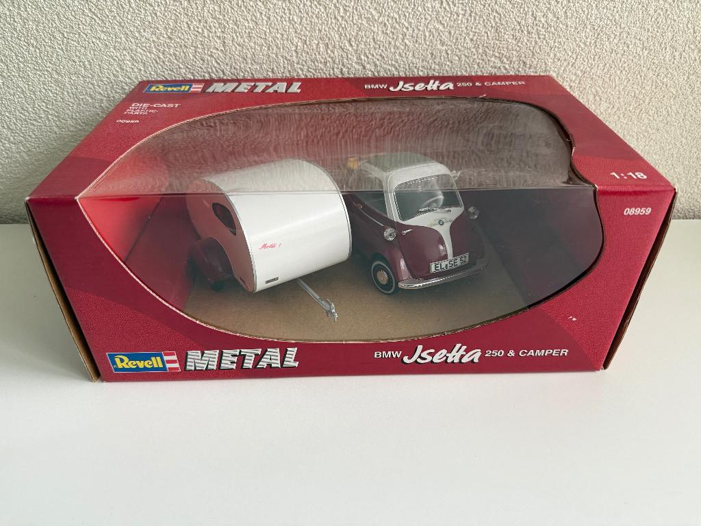 Revell 08959, BMW Isetta 250 met caravan (rood, 1:18), Ophalen of Verzenden, Zo goed als nieuw, Auto, Revell