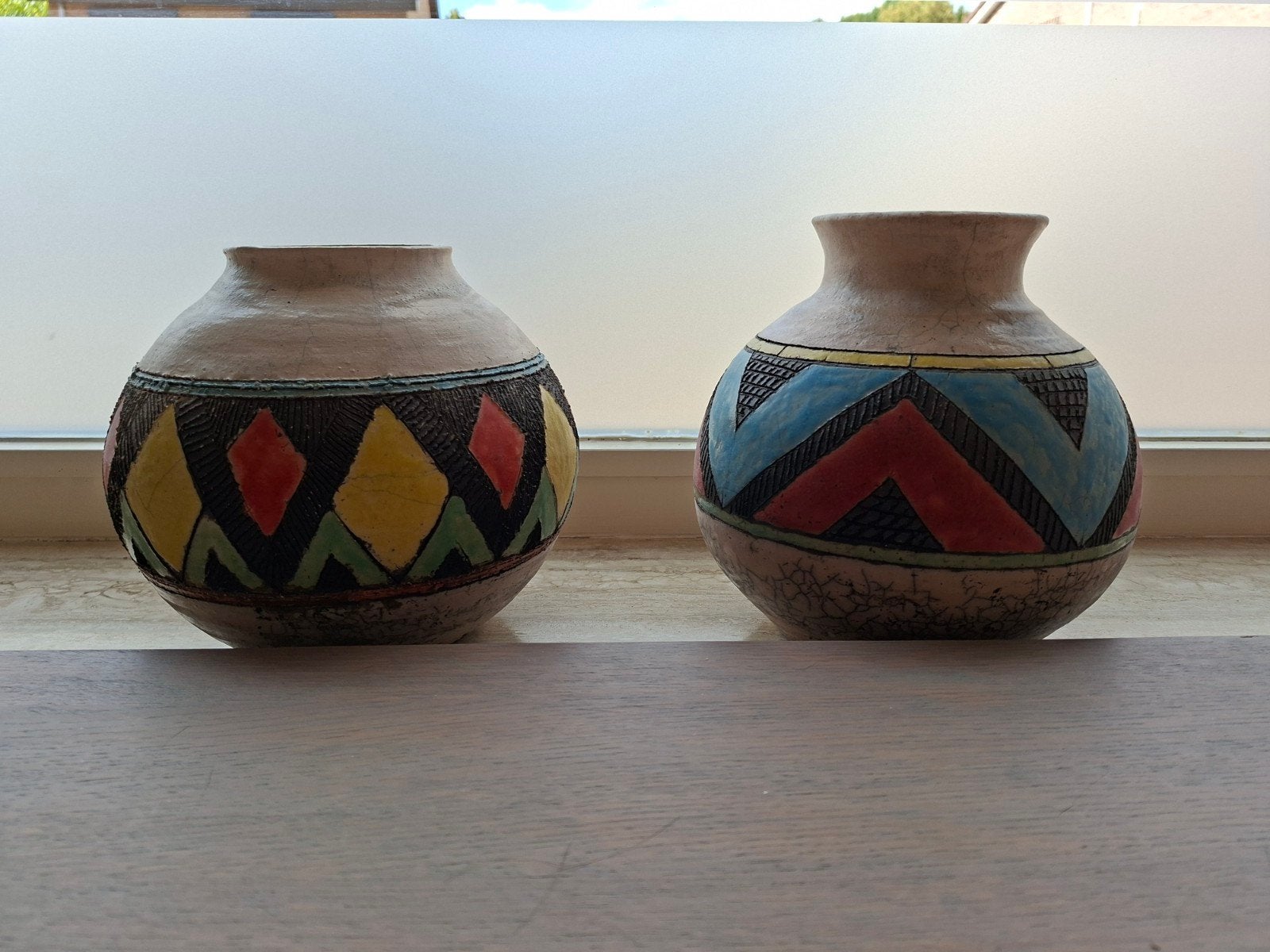 Set van 2 handgemaakte decoratieve potten, Ophalen