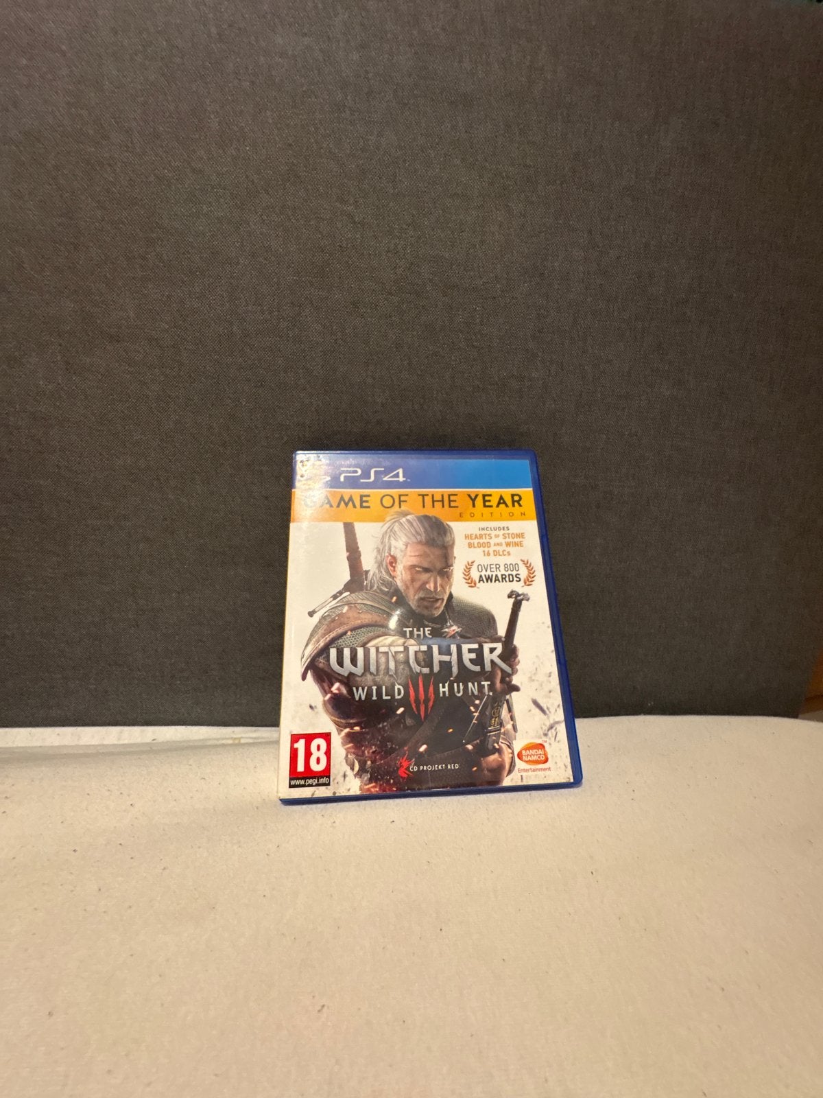 The Witcher 3: Wild Hunt Game of the Year Edition PS4, Spelcomputers en Games, Verzenden, Zo goed als nieuw, Overige kleuren, Met games