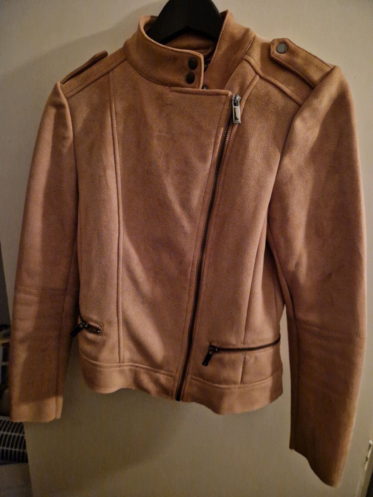 Nieuw Supertrash suèdine jasje - Maat S, Kleding | Dames, Supertrash, Beige, Nieuw, Ophalen of Verzenden