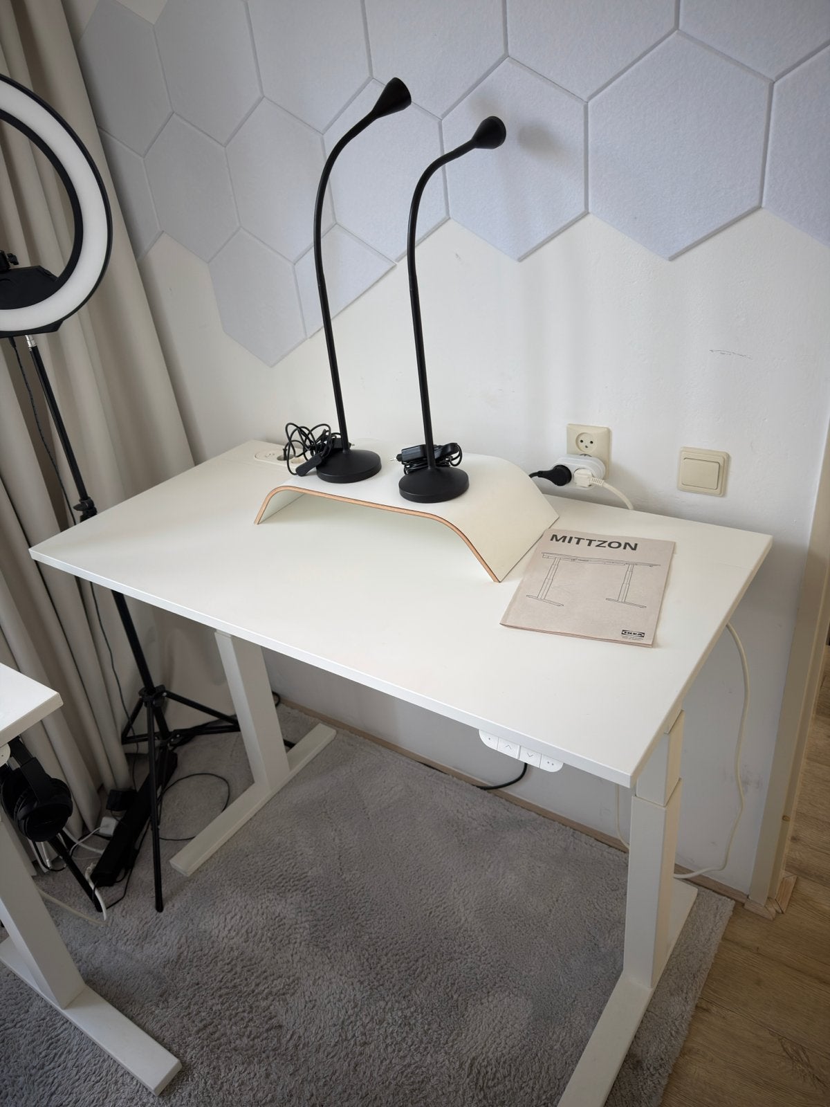 IKEA Mittzon Zit-sta Bureau - Wit, Gebruikt, Ophalen, Zit-sta bureau, Elektrisch, Gebruikt