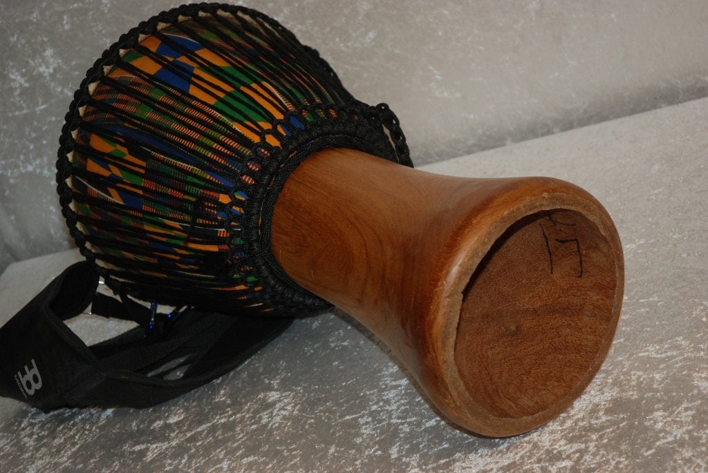 Hoor Djembe met Meinl draagriem   <26260784>, Muziek en Instrumenten, Ophalen, Gebruikt, ., Hoor