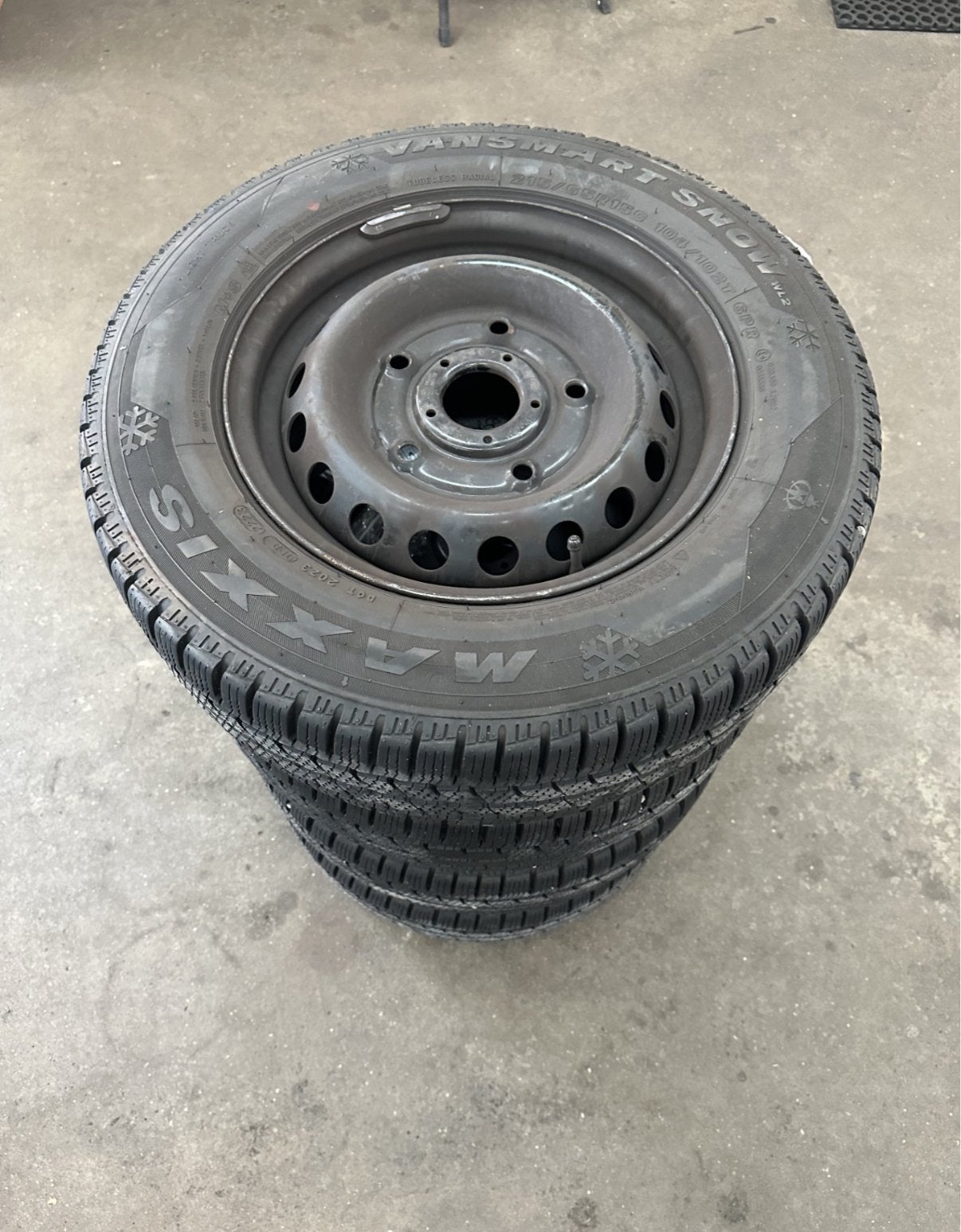 Ford Transit Custom 2012-2024 winterset/ Bijna nieuwe banden, Auto-onderdelen, Ophalen, 15 inch, Banden en Velgen, Winterbanden