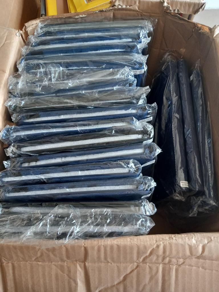 Partij iPad Pro 12.9 (2018) hoezen - Nieuw in verpakking, 13 inch of meer, IPad Pro 12.9 (2018), Onbekend, Nieuw