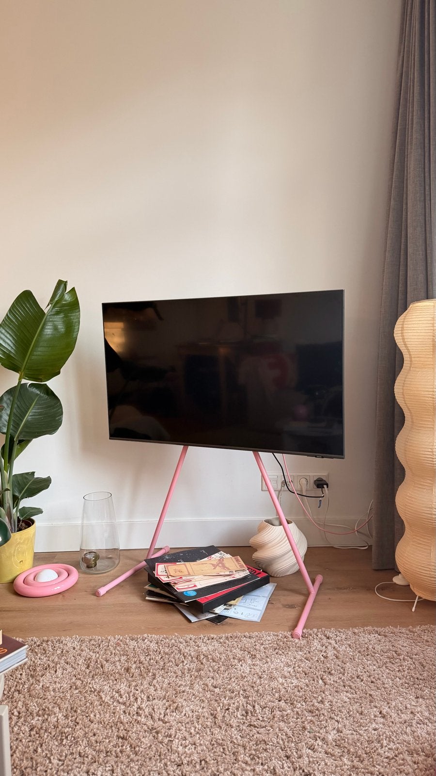 Samsung QE43Q60D (2024) - 43 inch 4K QLED TV — bon aanwezig, Ophalen, QLED, 50 Hz, Zo goed als nieuw
