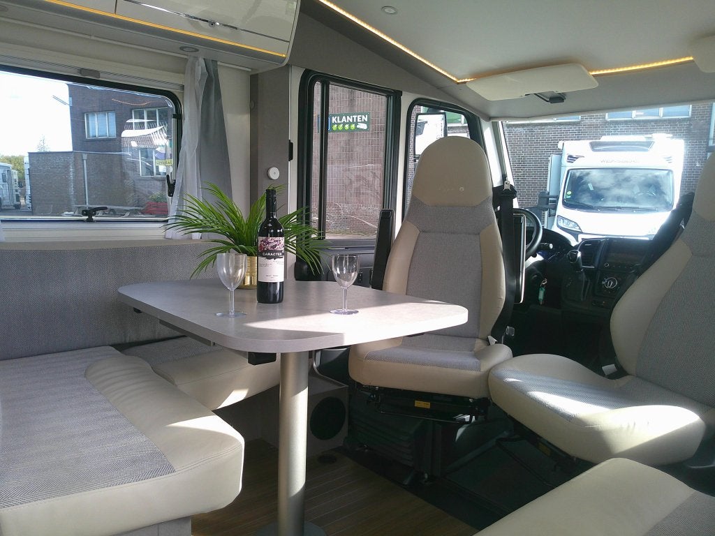 Etrusco I 7400 SB 9-traps automaat, Caravans en Kamperen, Luifel, Ringverwarming, Fiat, Bedrijf