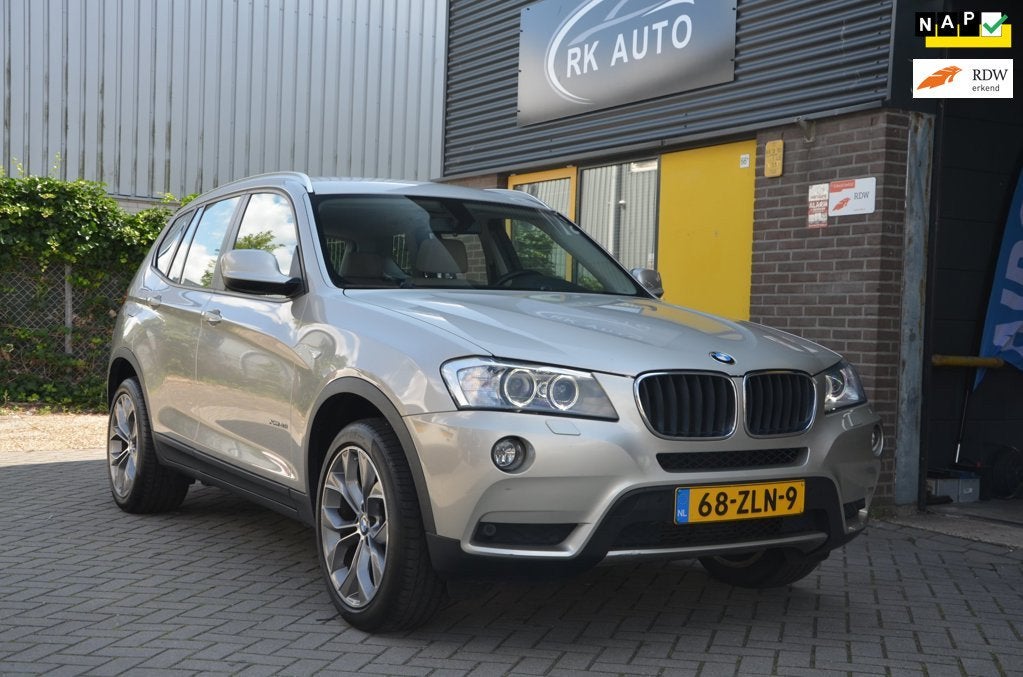 BMW X3 XDrive20i High Executive, Auto's, BMW, Euro 5, Gebruikt, Beige, 4 cilinders