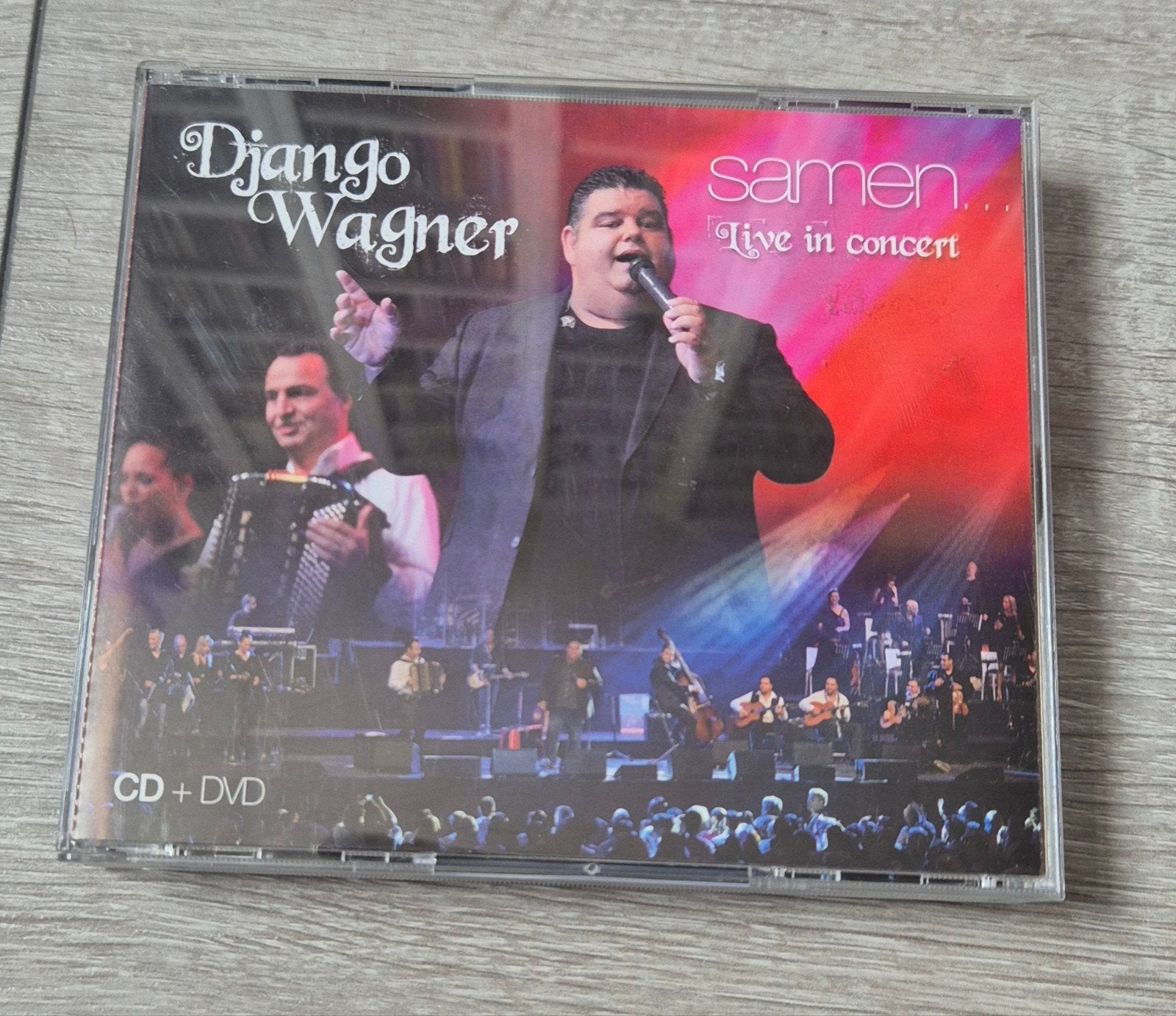 Django Wagner cd + dvd, Ophalen of Verzenden, Zo goed als nieuw, Levenslied of Smartlap