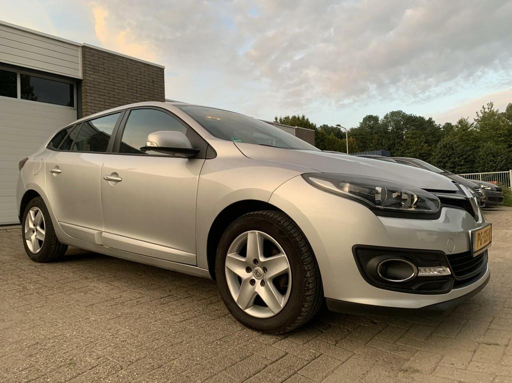 Renault Megane Estate 1.5 dCi Expression Dealer onderhouden, Voorwielaandrijving, Gebruikt, 665 kg, 125 €/maand
