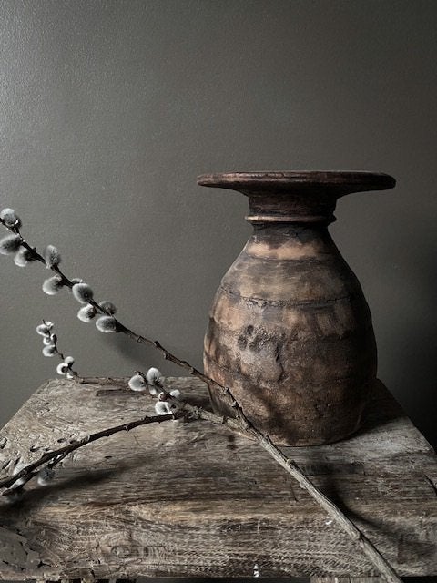 Oude Nepalese houten pot kruik hout sober authentiek uniek, Ophalen of Verzenden, Nieuw, Hout