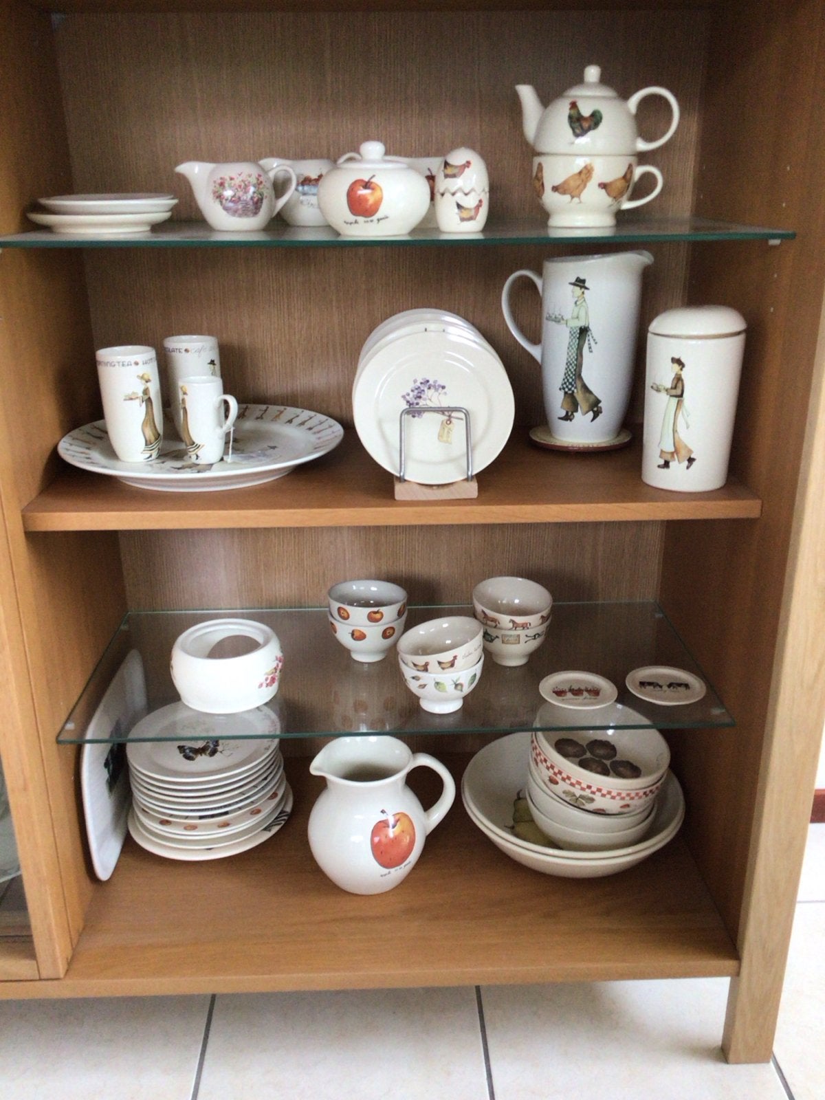 Jet servies met diverse afbeeldingen, zo goed als nieuw, Ophalen, Keramiek, Zo goed als nieuw, Jet by Ter Steege