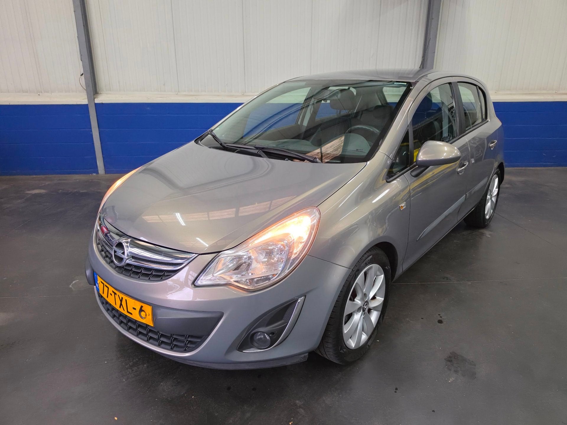 Opel Corsa 1.4-16V Anniversary Edition, Auto's, Voorwielaandrijving, Euro 5, 1398 cc, 4 cilinders