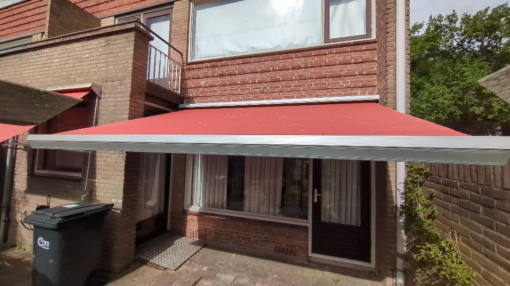 Uitvalscherm/zonnescherm, Tuin en Terras, Ophalen, Gebruikt, Elektrisch, 150 tot 300 cm