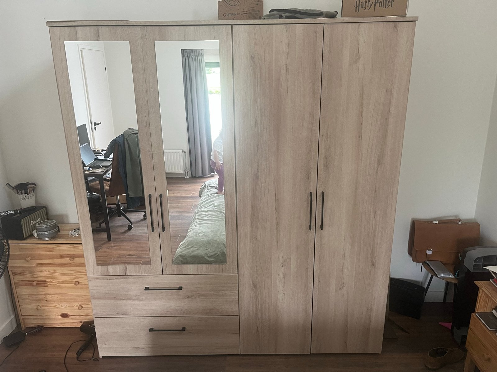 Leenbakker Orleans kledingkast 4 deuren met spiegel, Huis en Inrichting, Ophalen, Gebruikt, 200 cm of meer, 150 tot 200 cm