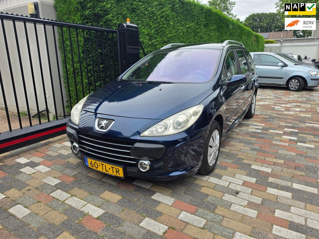 Peugeot 307 SW 1.6-16V 2006 7Pers Pano Cruise Trekh, Auto's, Peugeot, Gebruikt, 4 cilinders, 715 kg, Blauw
