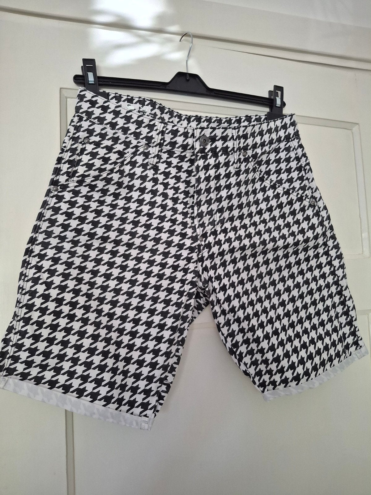 G star korte broek, Kleding | Heren, Broeken en Pantalons, Ophalen of Verzenden, Gedragen, Wit, G-Star RAW