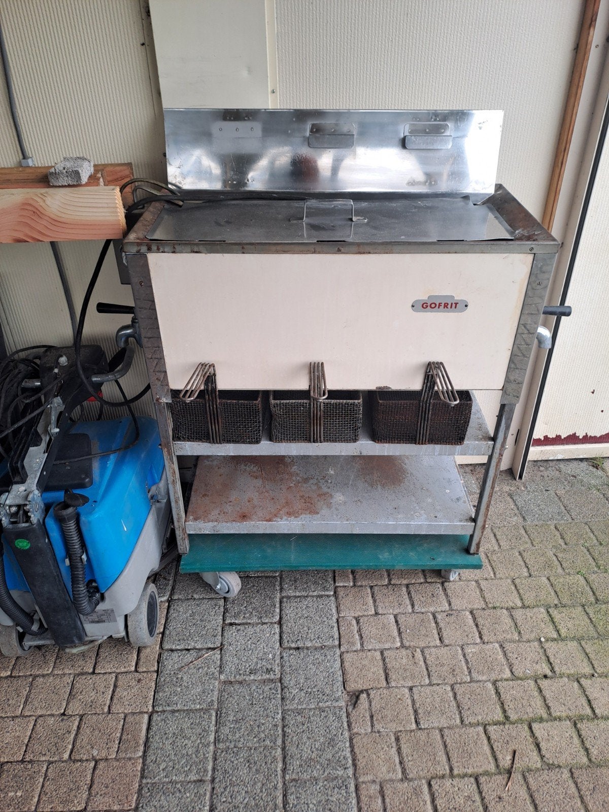 Friteuse, Ophalen, Gebruikt