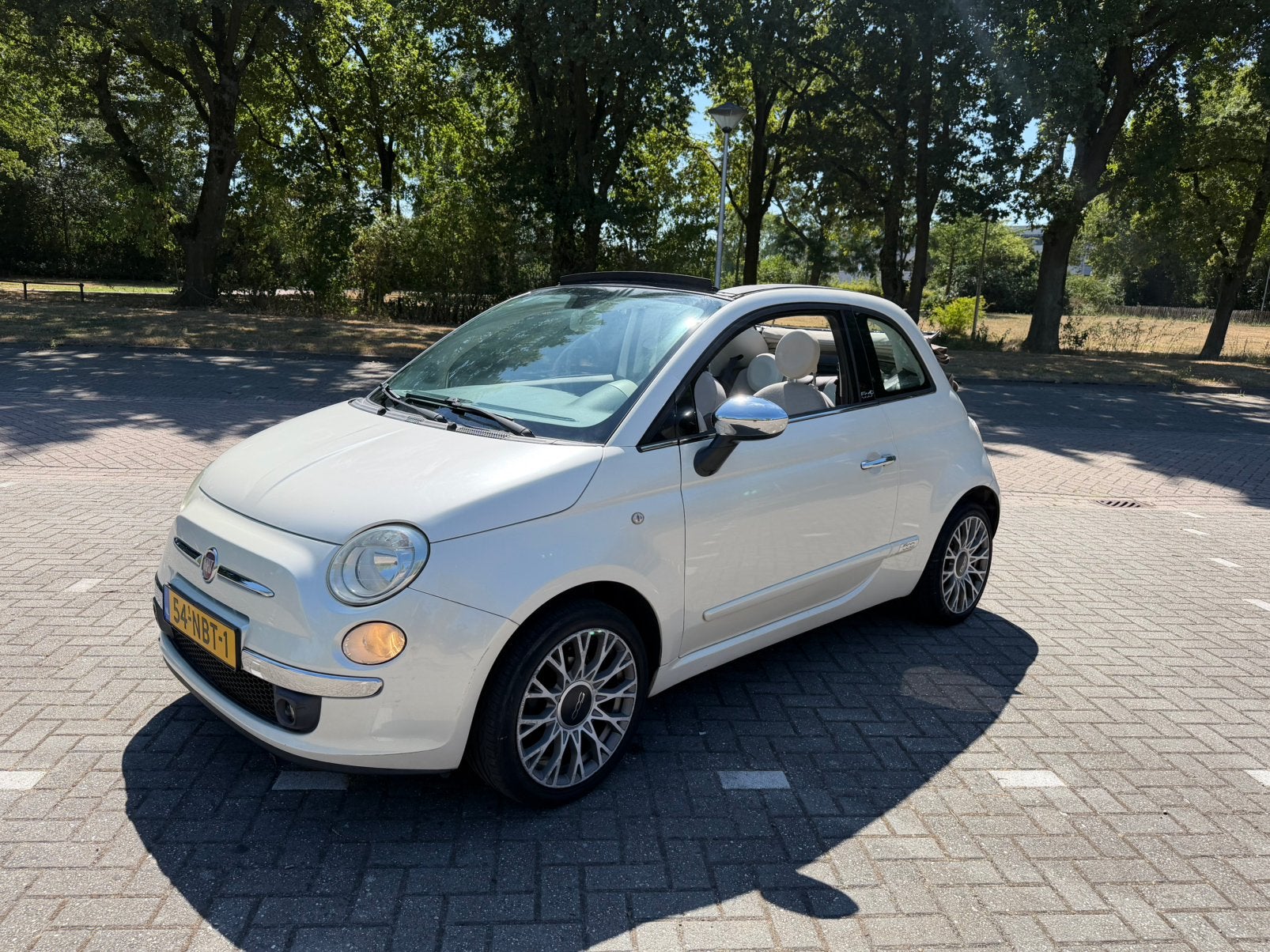 Fiat 500C Cabrio 1.2 - AUTOMAAT - Airco - Apk 11/2026, 1242 cc, 4 cilinders, Leder en Stof, Wit
