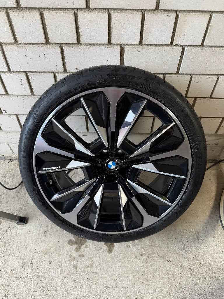 BMW IX 23 inch style 1028 zomerwielen 275/35 R23, Auto-onderdelen, Banden en Velgen, Gebruikt, 275 mm, Banden en Velgen, Overige maten