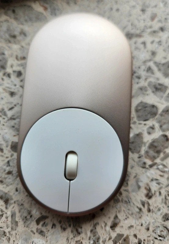 Xiaomi Mi Portable Mouse (Dual Mode Bluetooth & 2.4G), Computers en Software, Muis, Xiaomi, Ophalen of Verzenden, Zo goed als nieuw
