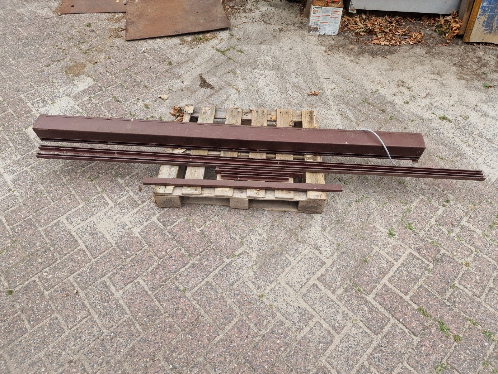 zonwering voor bij de buitendeur of een raam, Ophalen, Gebruikt
