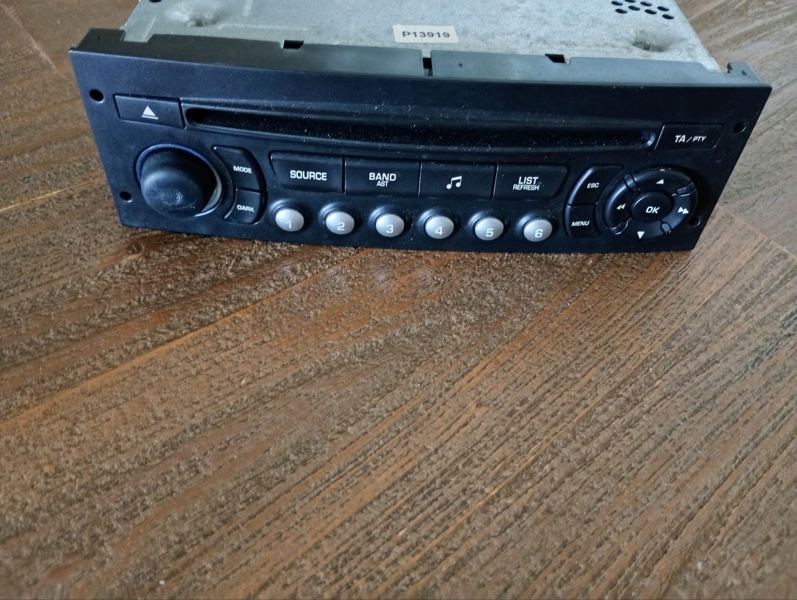 Originele Radio Peugeot 206sw 2010 met Bluetooth, Auto diversen, Autoradio's, Ophalen of Verzenden, Gebruikt