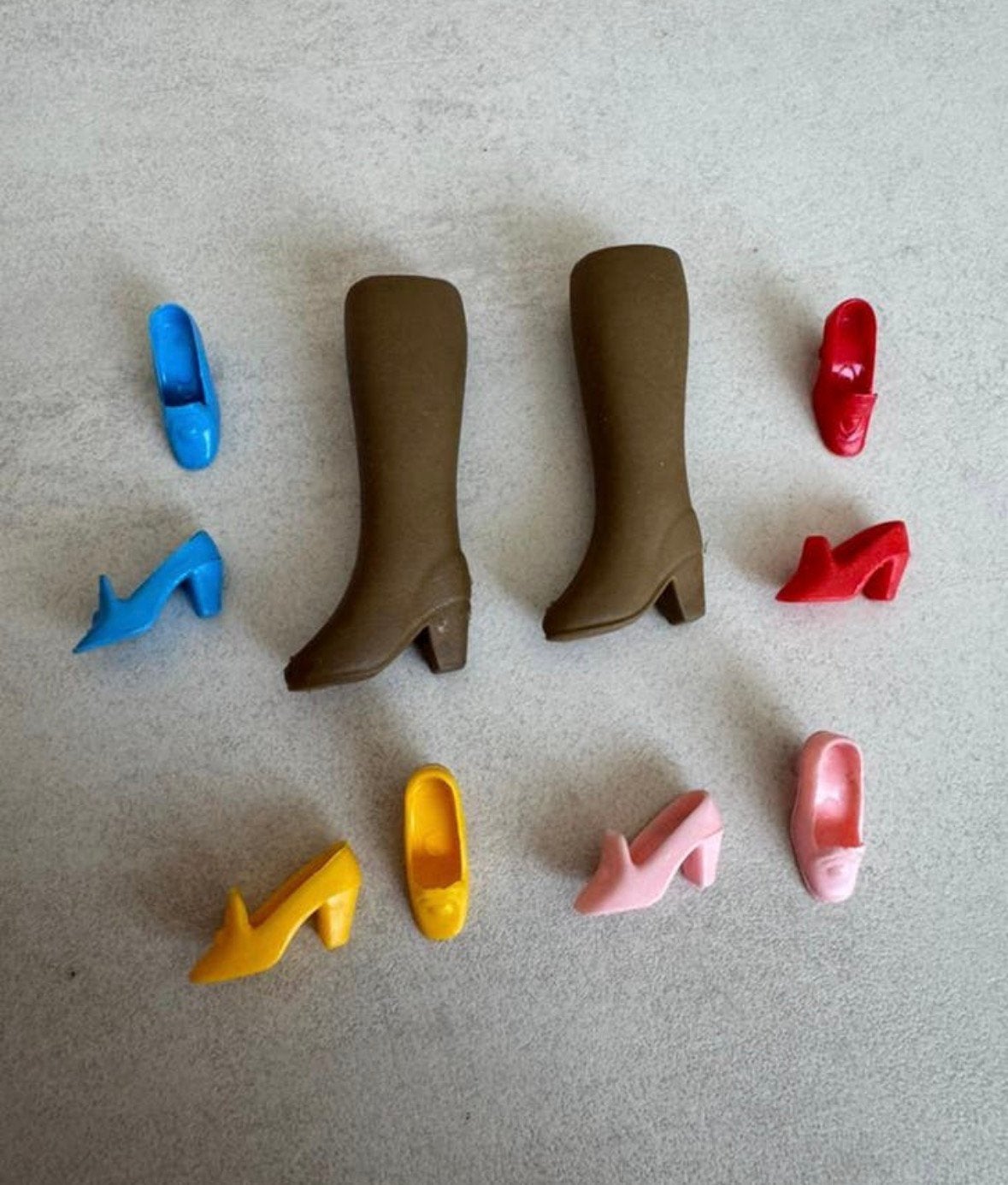 Barbie jaren 70 schoentjes pilgrim vintage hard plastic, Ophalen of Verzenden, Gebruikt, Accessoires