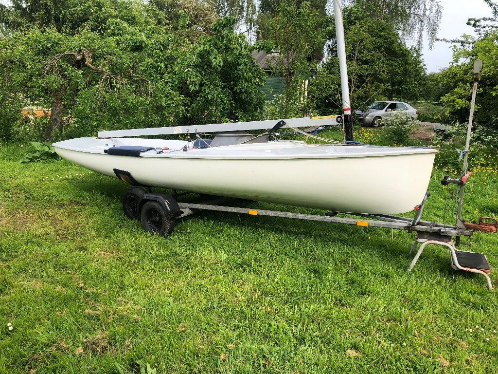 Wedstrijd Finnjol, Ophalen, Gebruikt, Polyester, Inclusief trailer