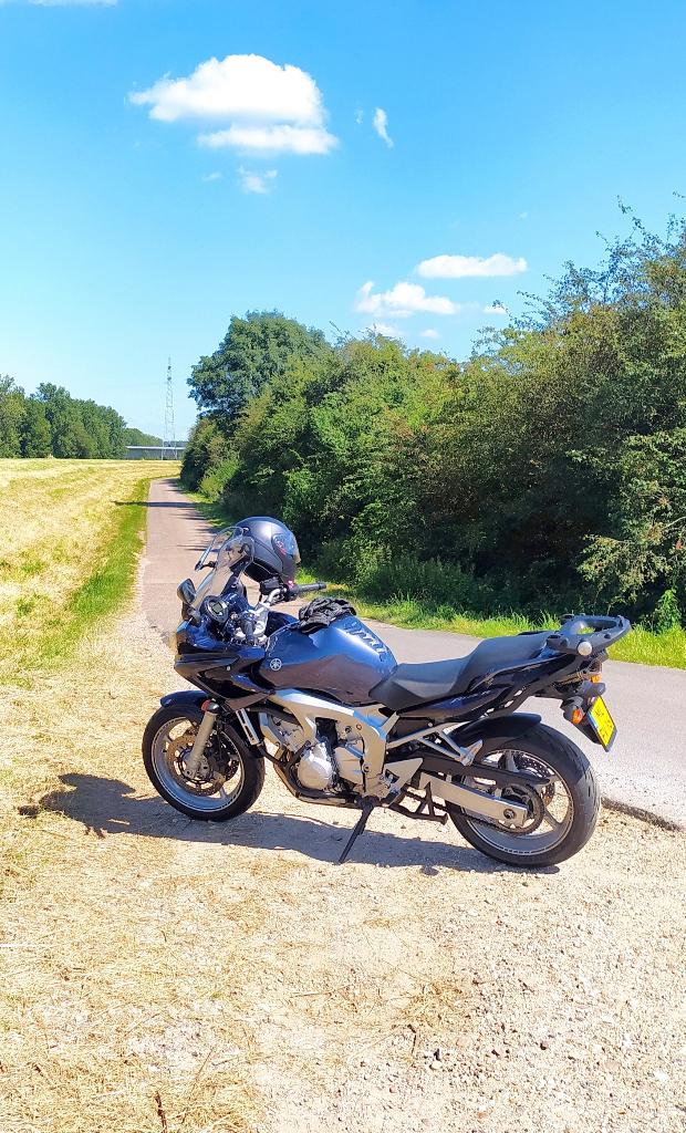 Yamaha FZ6-S 2004 11437 km, Motoren, Motoren | Yamaha, Sportuitlaat, 4 cilinders, Motorrijbewijs A, Gebruikt