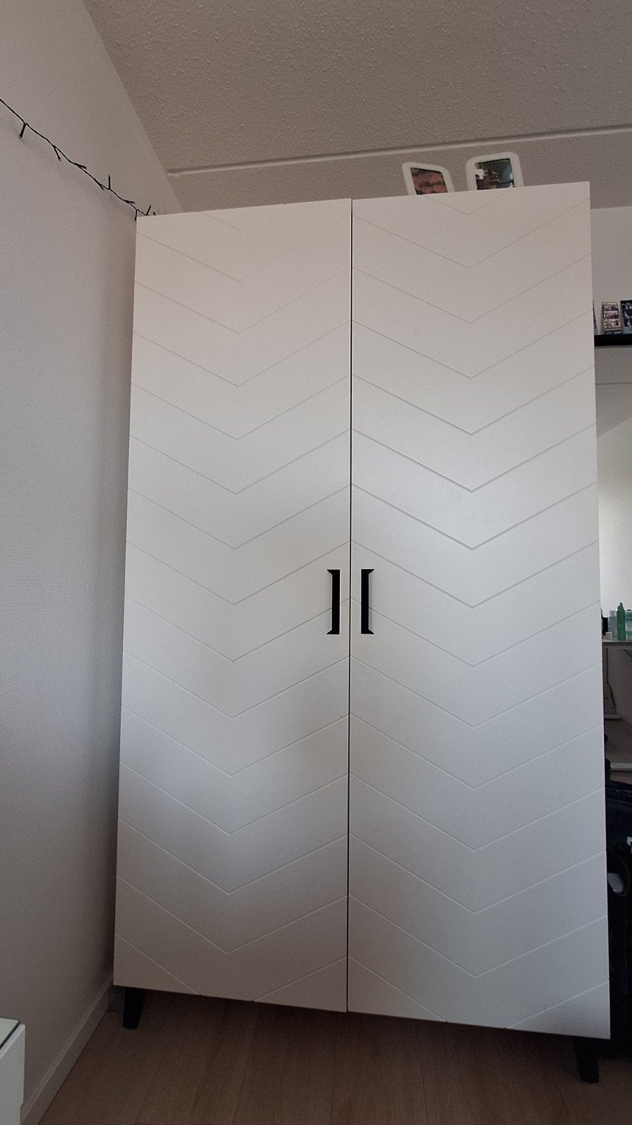 Kledingkast Silk, Ophalen, Met deur(en), Gebruikt, 100 tot 150 cm