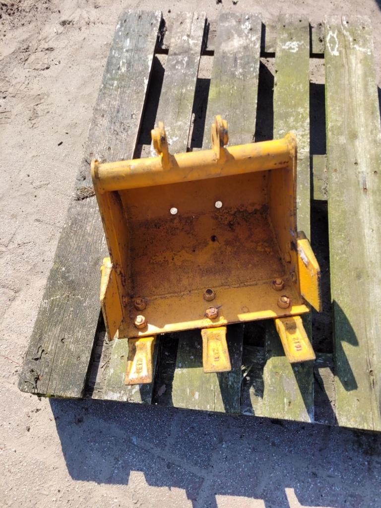 Graafbak 30 cm met cw aansluiting, Ophalen, Zo goed als nieuw